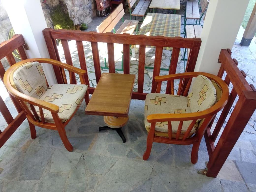 Buni Shqipes Villa Theth Exterior photo